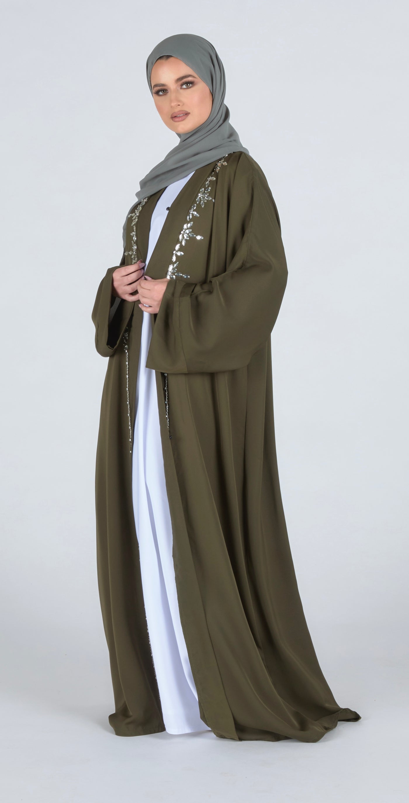 Manal Abaya