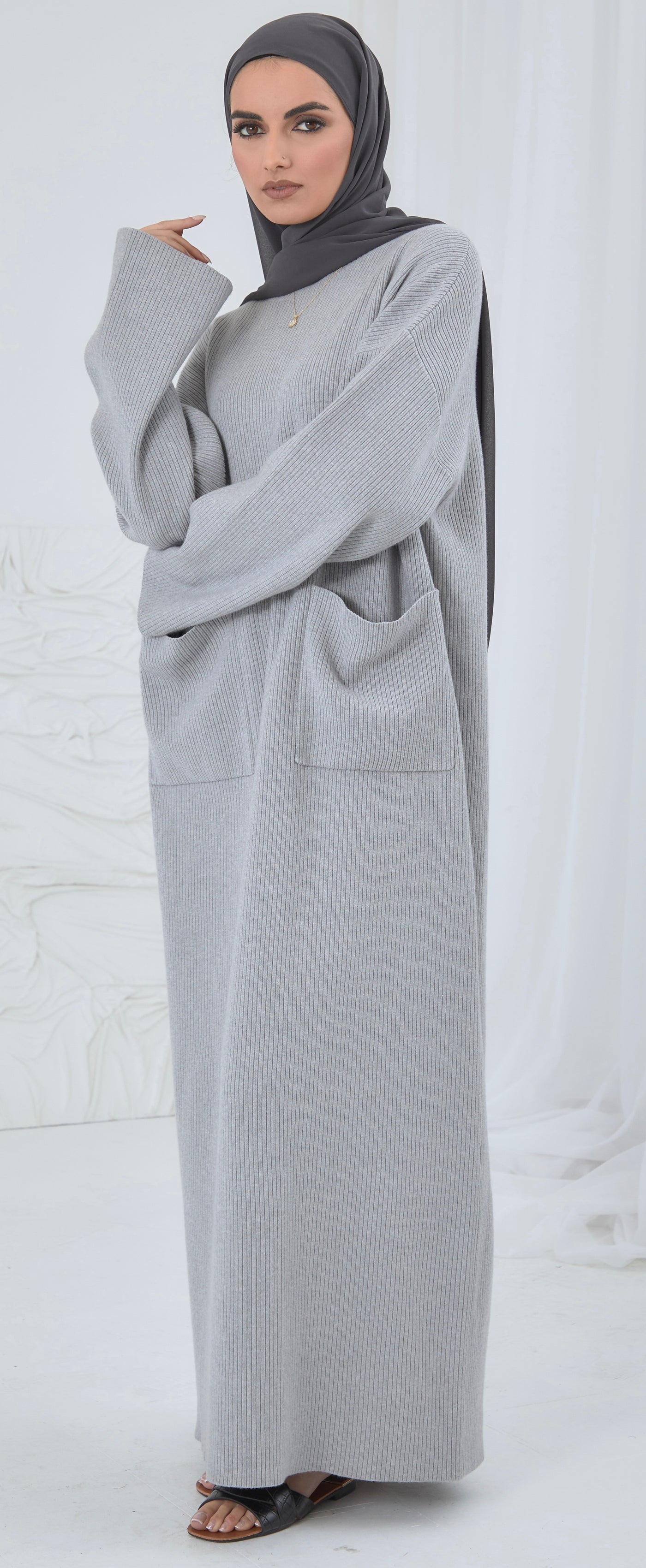 MODEST JUMPER GREY DRESS