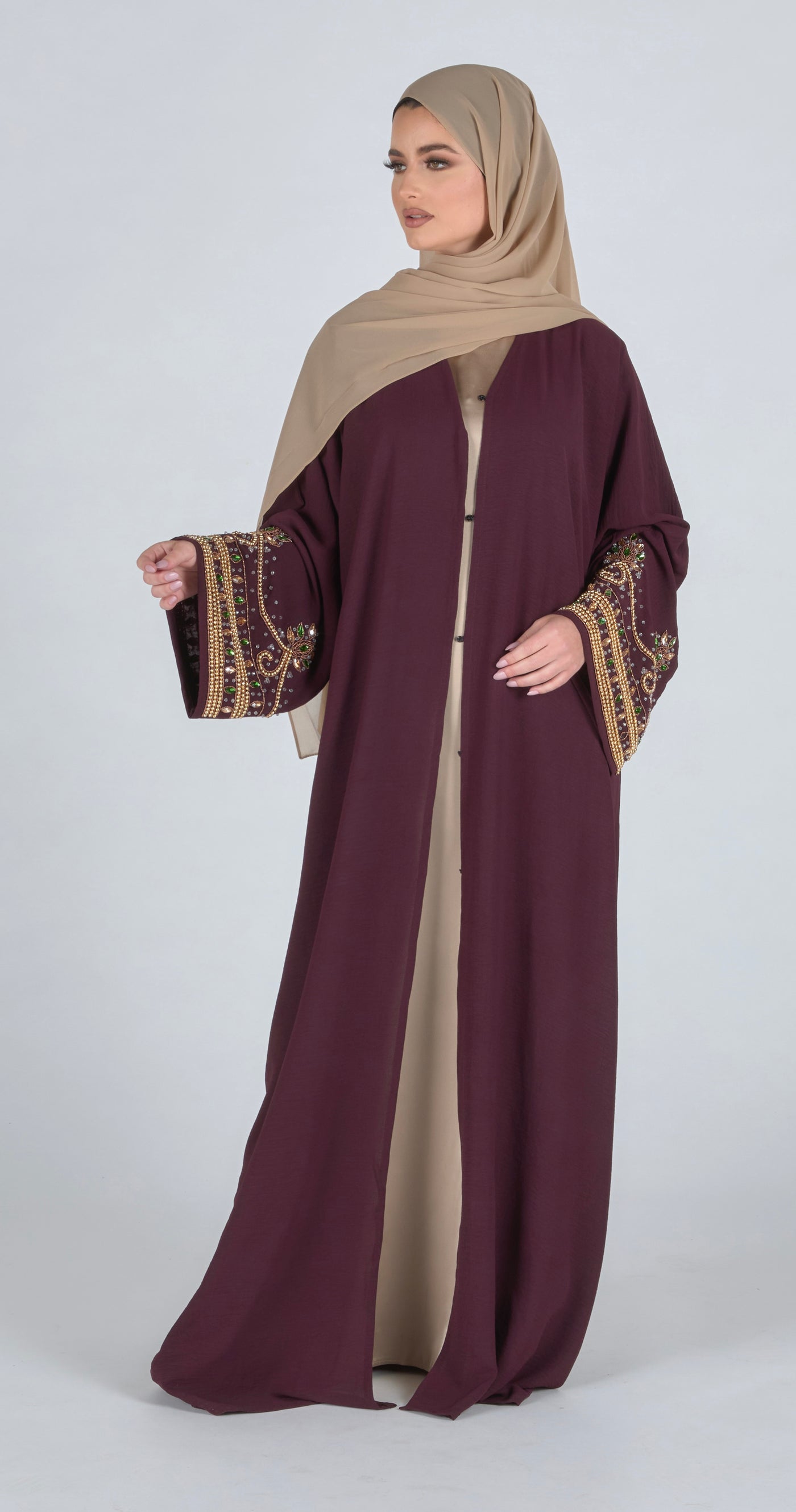 Nashwa Abaya