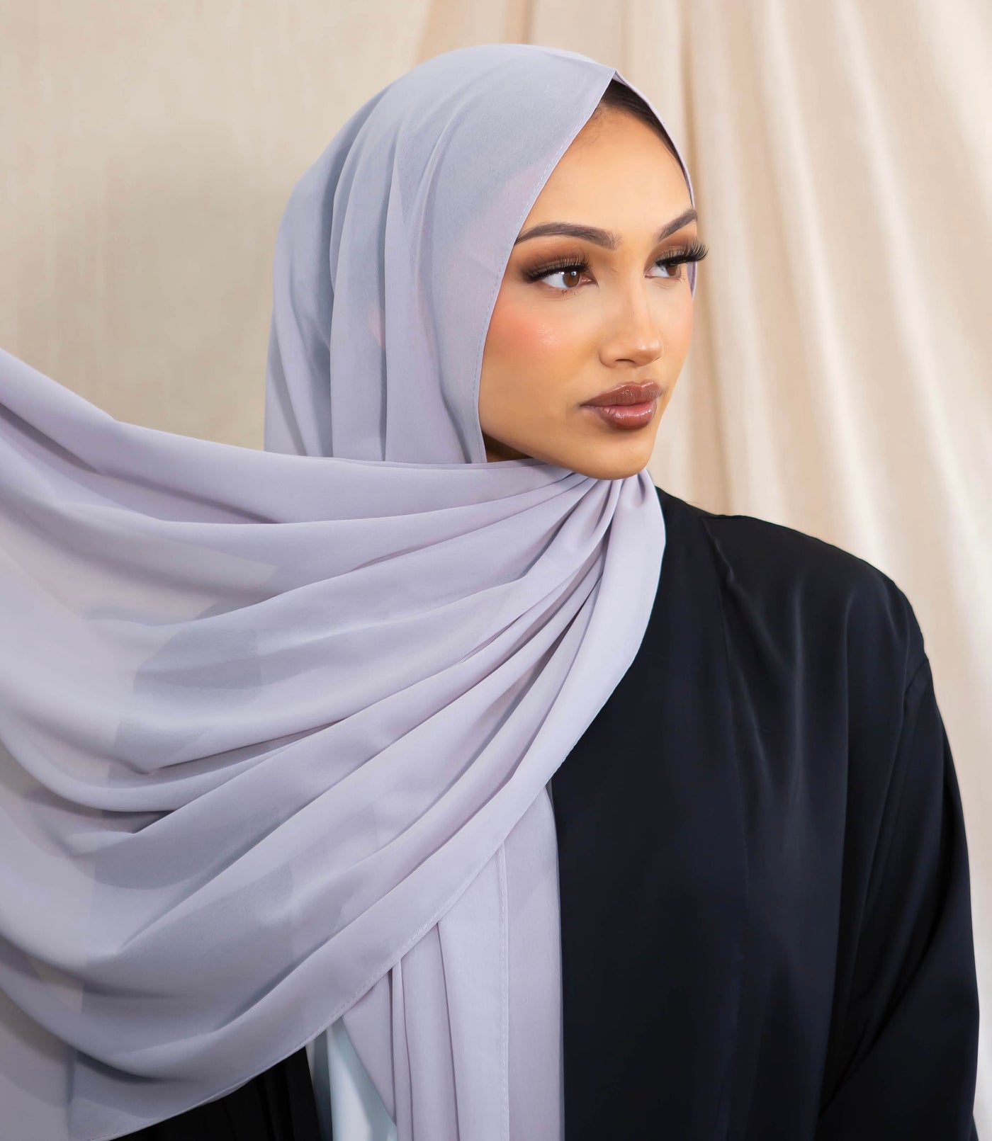 Chiffon Hijab - Light Grey – Aaliya Collections